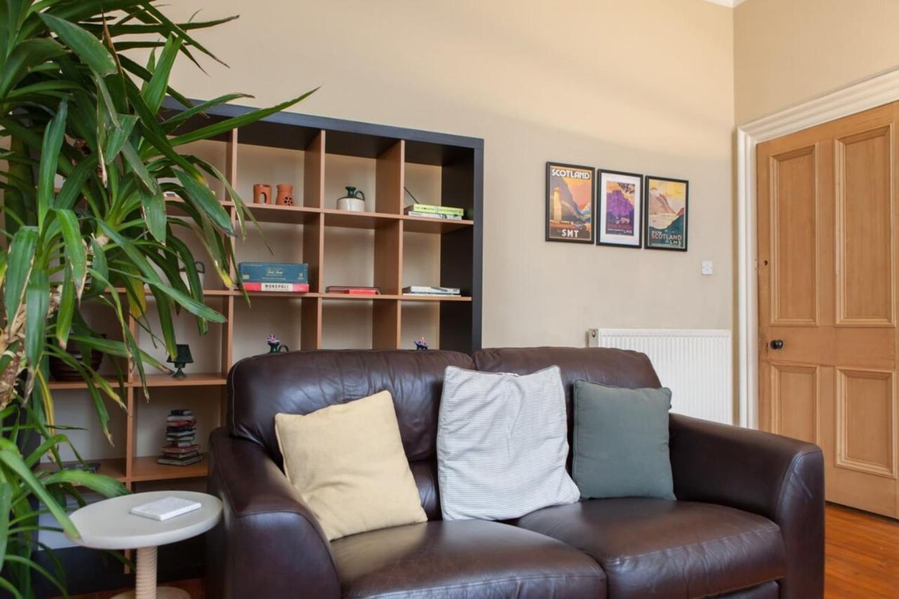 Amazing 4 Bedroom Just Off The Meadows Édimbourg