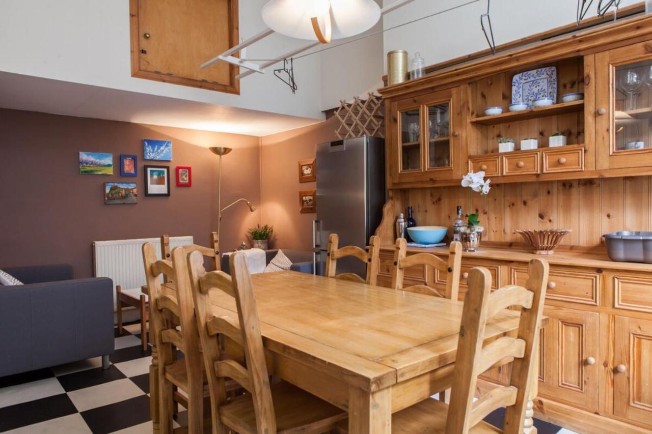 Amazing 4 Bedroom Just Off The Meadows * Édimbourg